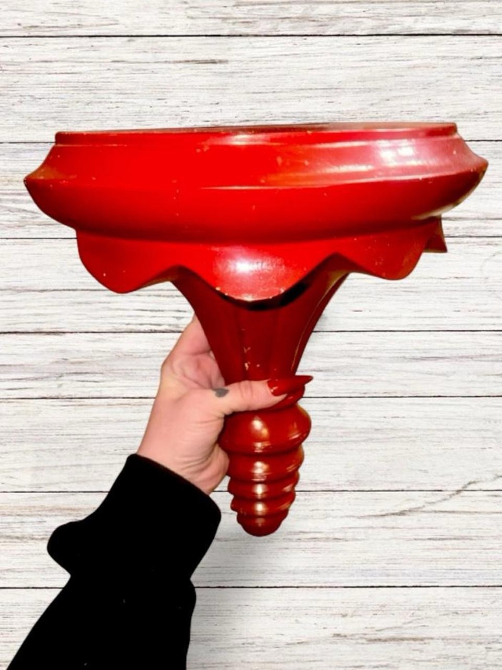 Vintage Red Decorative Wall Shelf